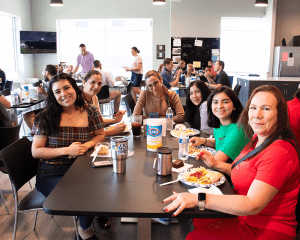 Culture-Page-Slideshow_0001_0503_Old-Dominion-BBQ-11
