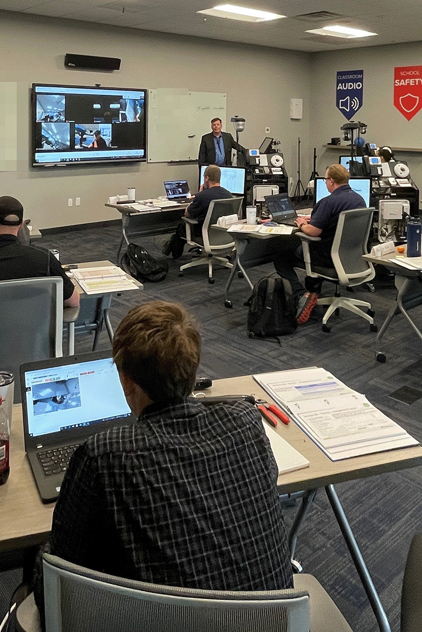 20210519_214113009_iOS_WEB