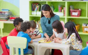 Female Kindergarten Class _177862623 S